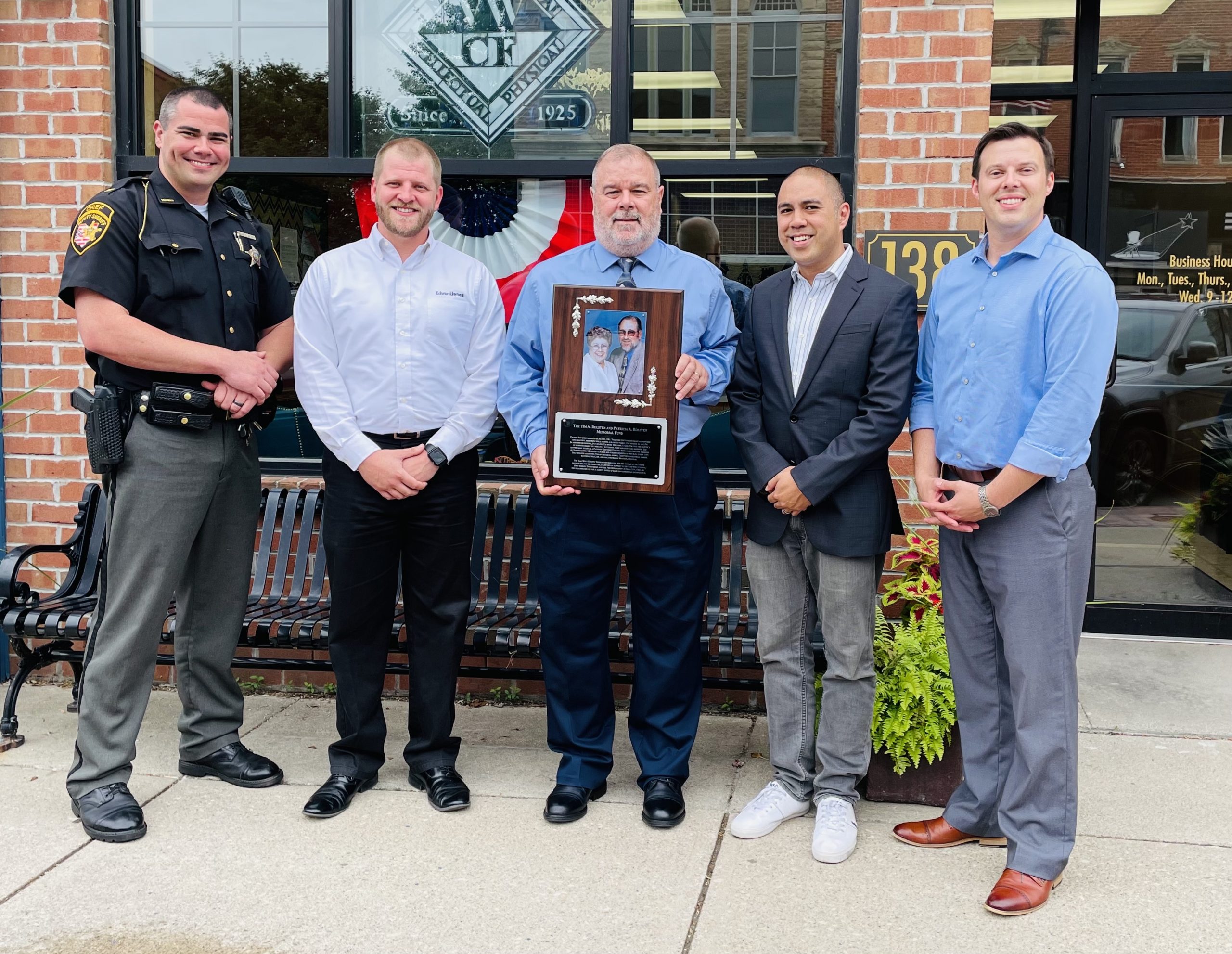 Van Wert Independent News - lzeq9zz